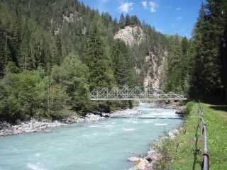 Der junge Inn im Engadin